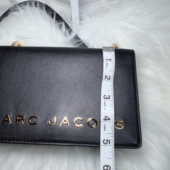 🌸Marc Jacobs Black and Gold Crossbody Bag 🌷 - Picture 11 of 13